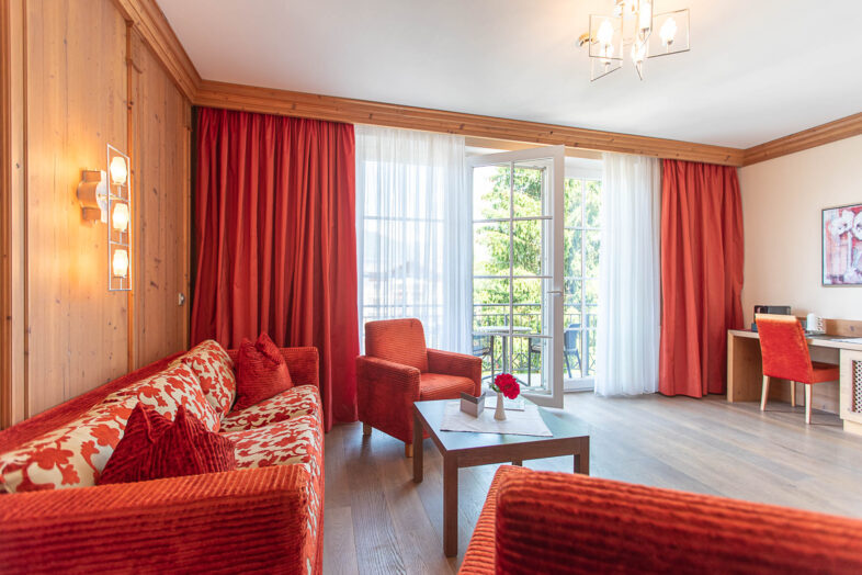 Appartement im Alpina Alpendorf mit Bergblick