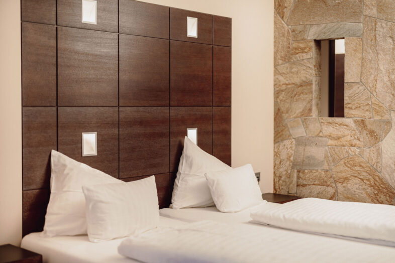 Hotelzimmer im Alpina Alpendorf, gemütlich eingerichtet