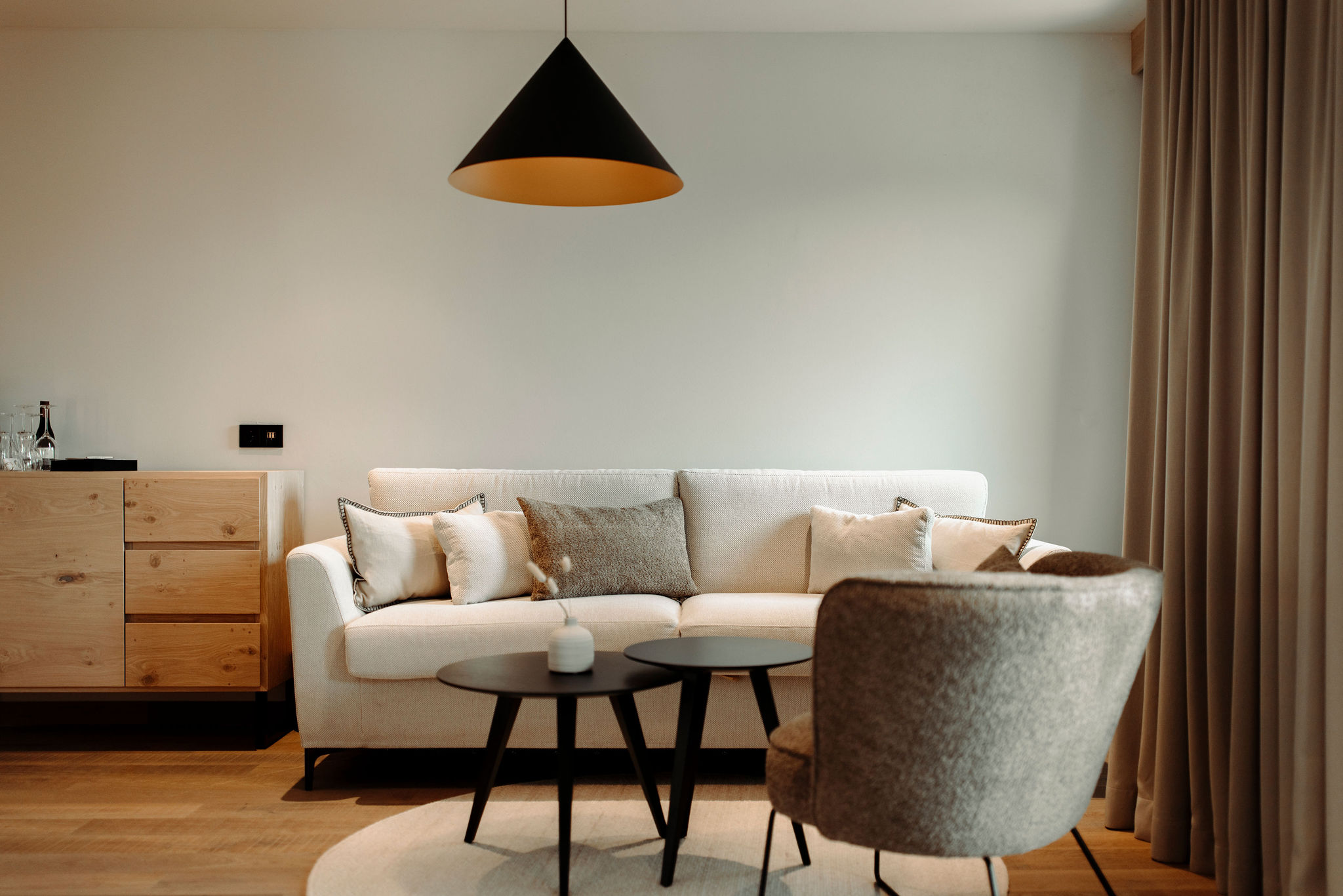 Suite mit viel Platz und modern eingerichtet im Alpina Alpendorf