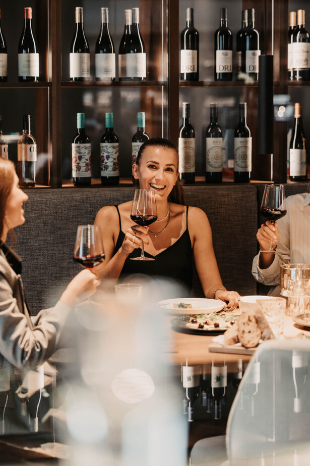 Deck7 im Alpendorf, direkt neben dem Hotel Alpina Alpendorf