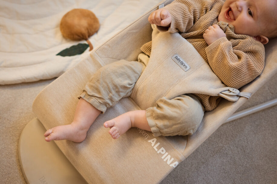 Für einen Urlaub mit Baby ist im Hotel Alpina Alpendorf alles vorhanden um einen sorgenfreien Urlaub geniessen zu koennen.