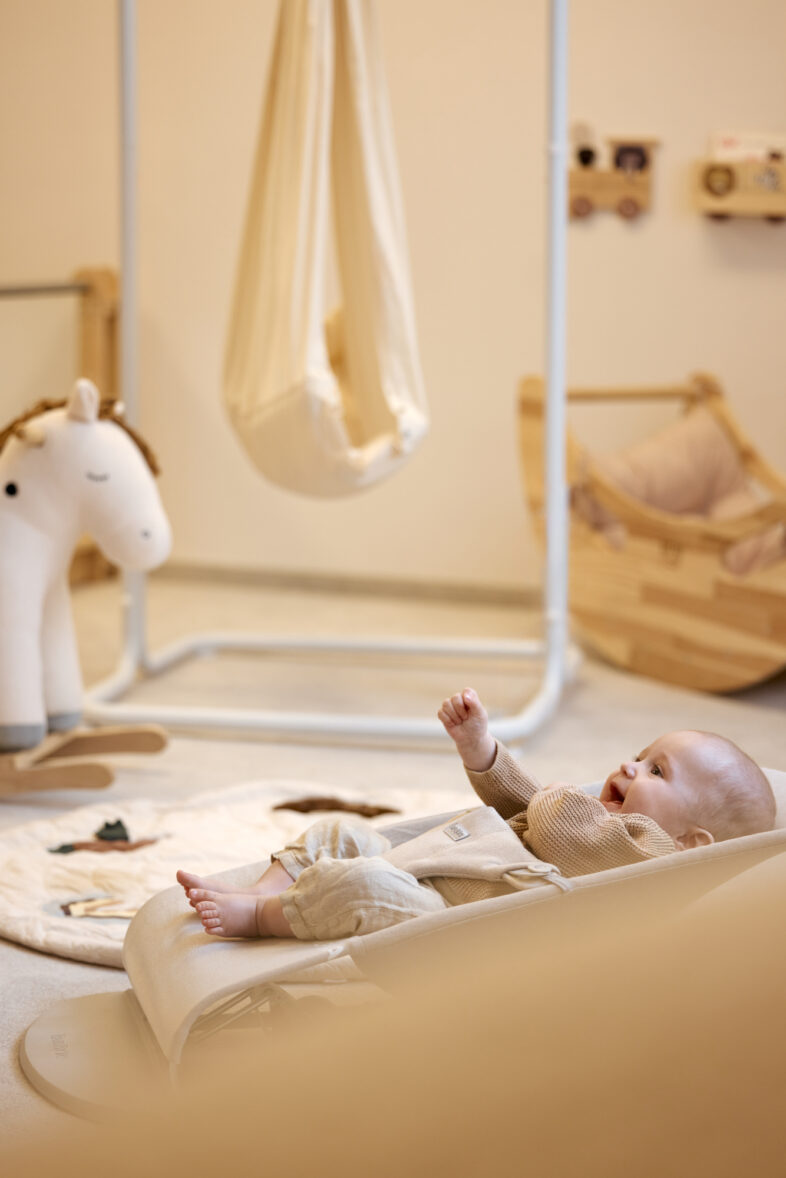 Unbeschwerter Urlaub mit Baby im Familienhotel Alpina Alpendorf.